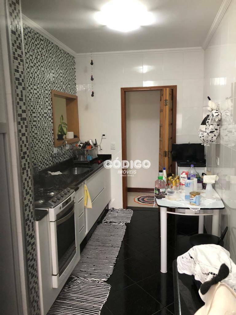 Apartamento à venda com 3 quartos, 83m² - Foto 10