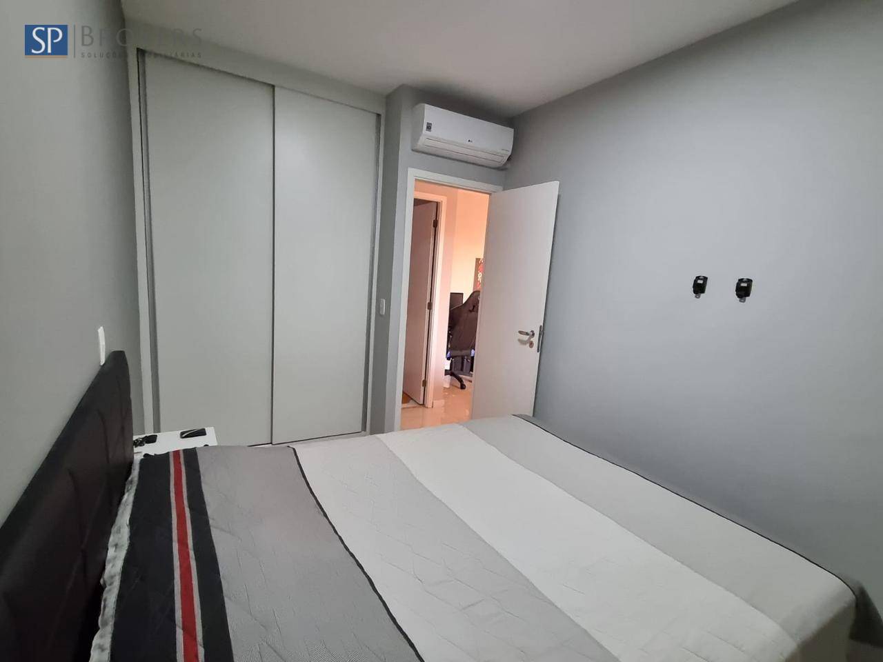 Apartamento à venda com 1 quarto, 50m² - Foto 17