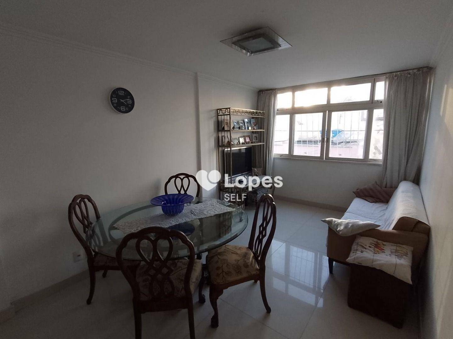 Apartamento à venda com 2 quartos, 117m² - Foto 1