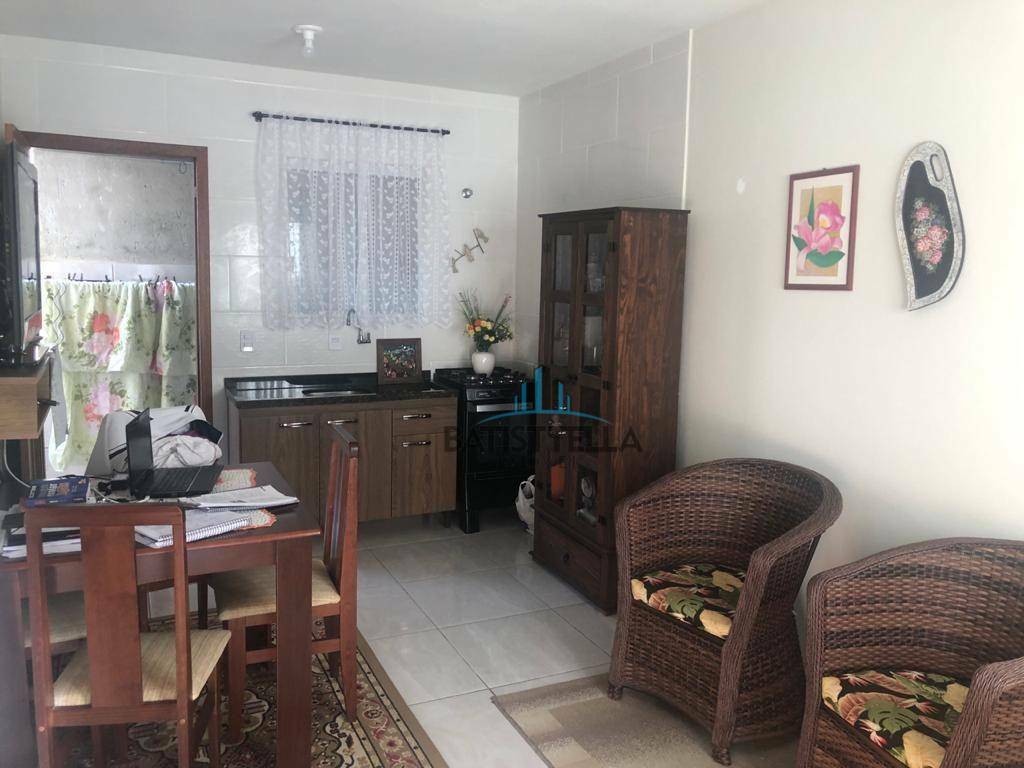 Casa à venda com 3 quartos, 120m² - Foto 12