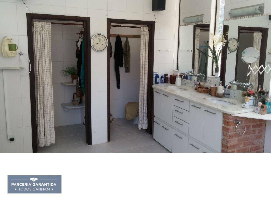 Casa à venda com 5 quartos, 270m² - Foto 22