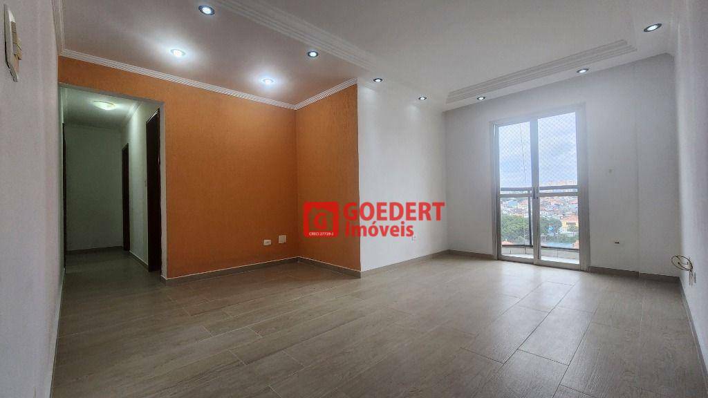 Apartamento para alugar com 3 quartos, 76m² - Foto 1