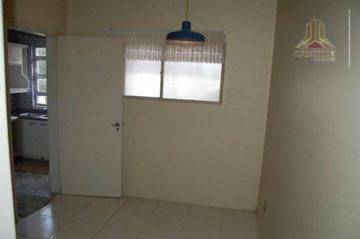 Apartamento à venda com 3 quartos, 110m² - Foto 11