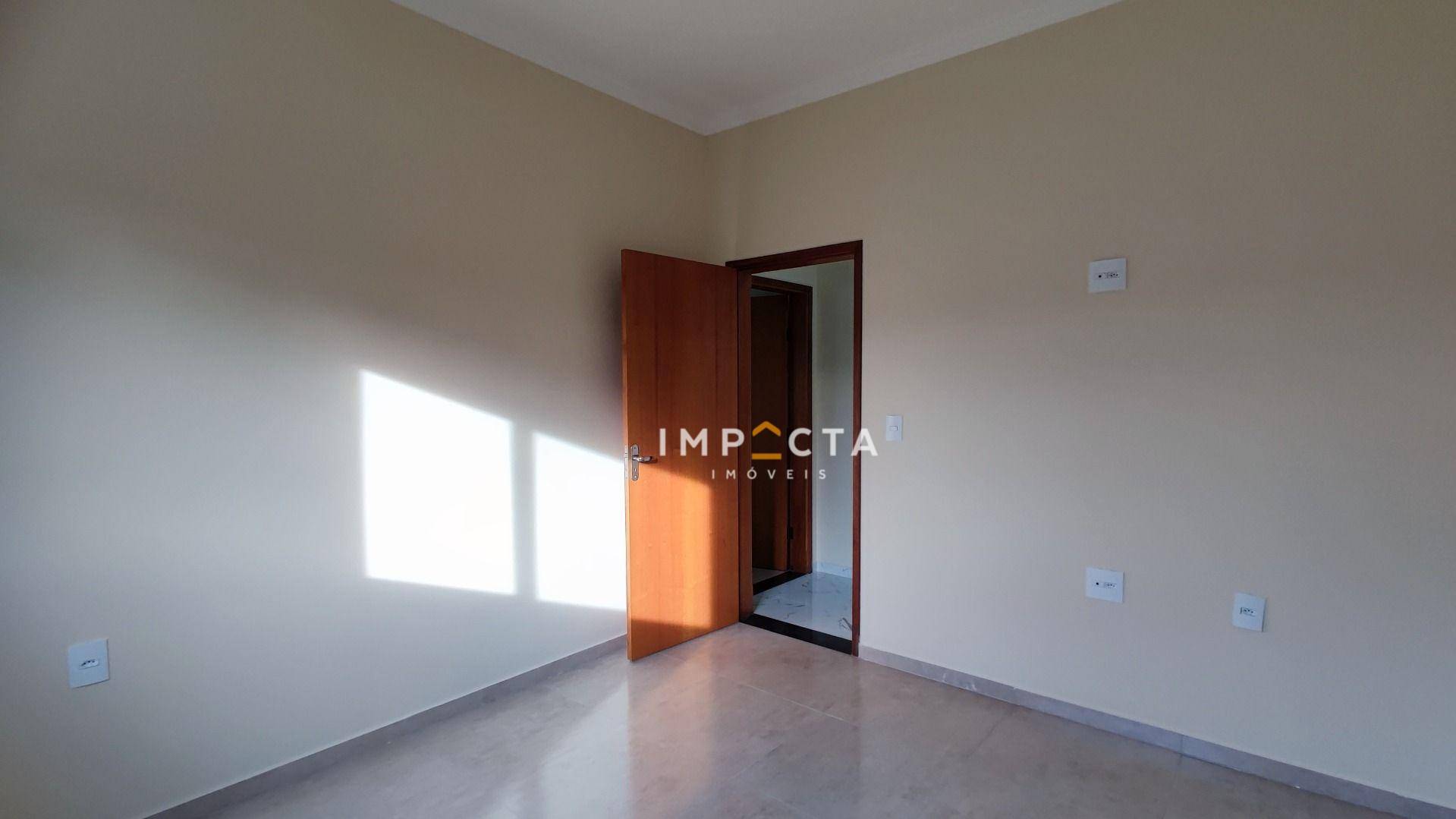 Casa à venda com 4 quartos, 210m² - Foto 35