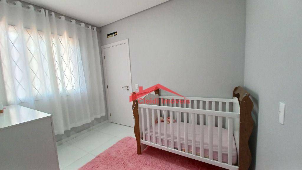 Casa à venda com 3 quartos, 123m² - Foto 15