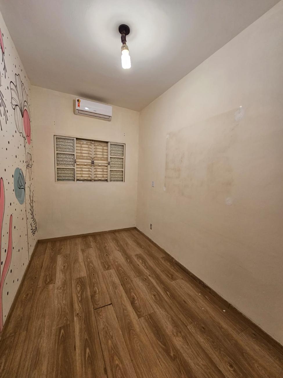 Casa à venda com 3 quartos, 160m² - Foto 3