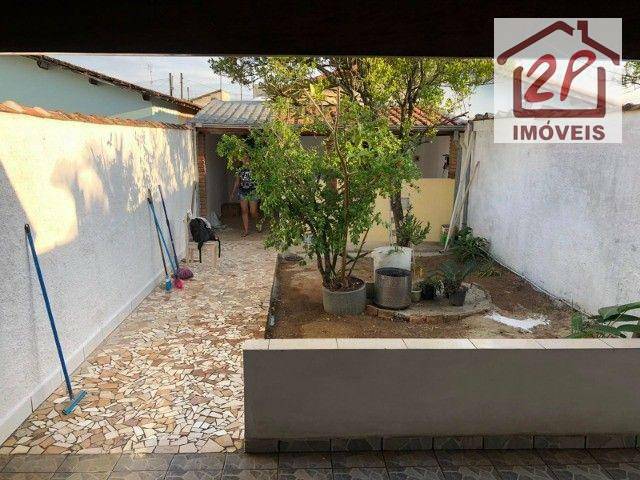 Casa à venda com 2 quartos, 124m² - Foto 13