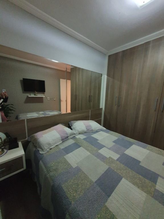 Apartamento à venda com 2 quartos, 51m² - Foto 14