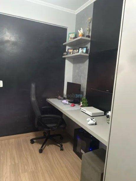 Apartamento à venda com 3 quartos, 76m² - Foto 8