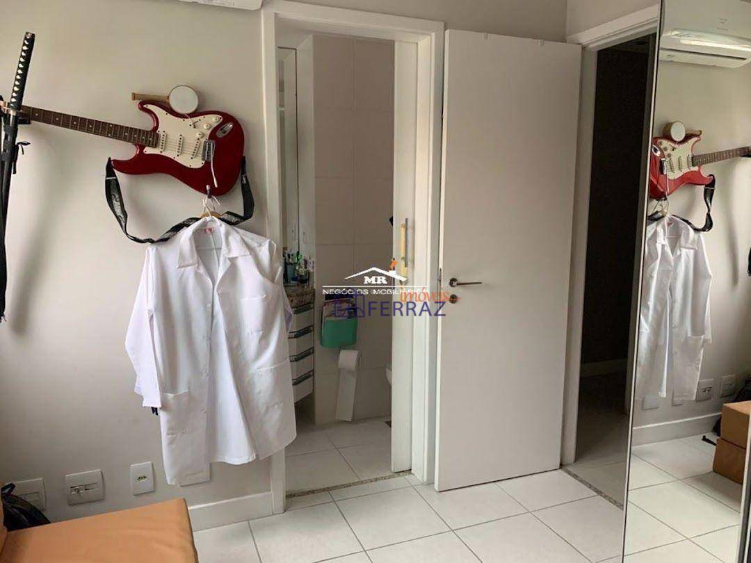 Apartamento à venda com 4 quartos, 145m² - Foto 13