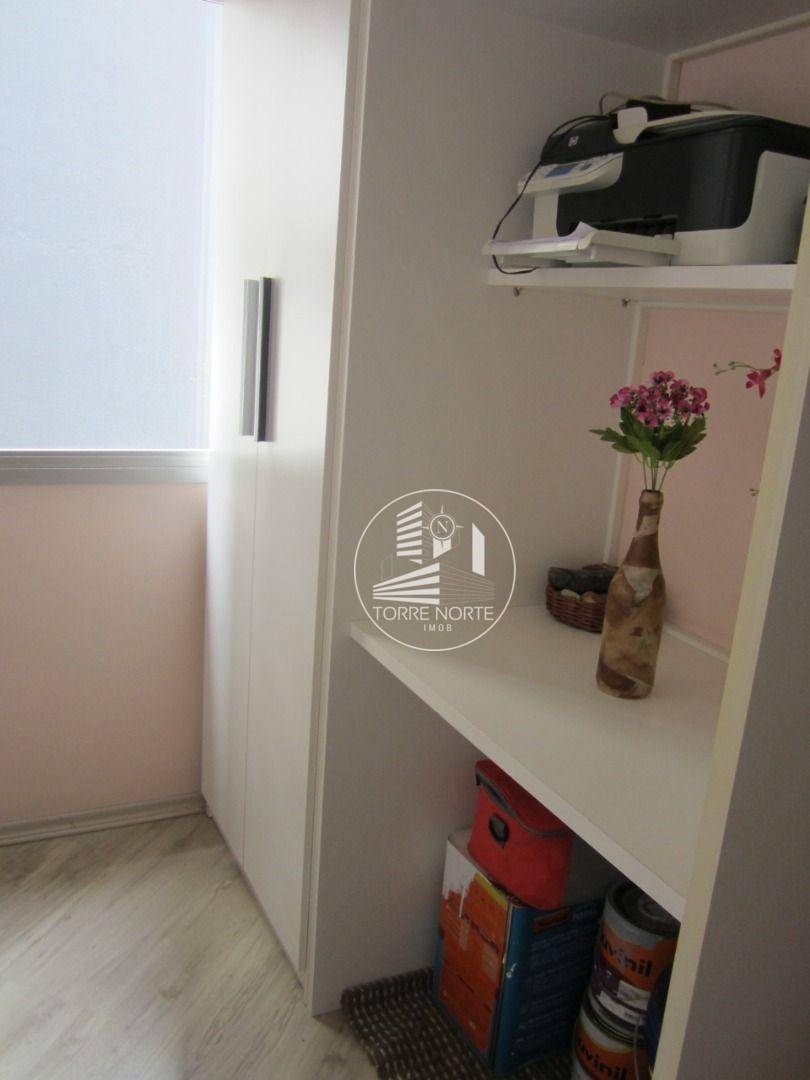 Apartamento à venda com 2 quartos, 70m² - Foto 10