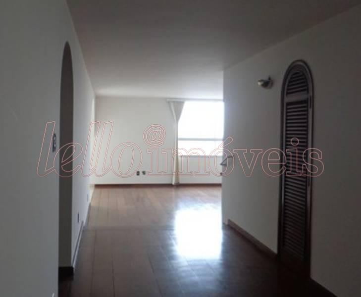 Apartamento à venda com 3 quartos, 220m² - Foto 9