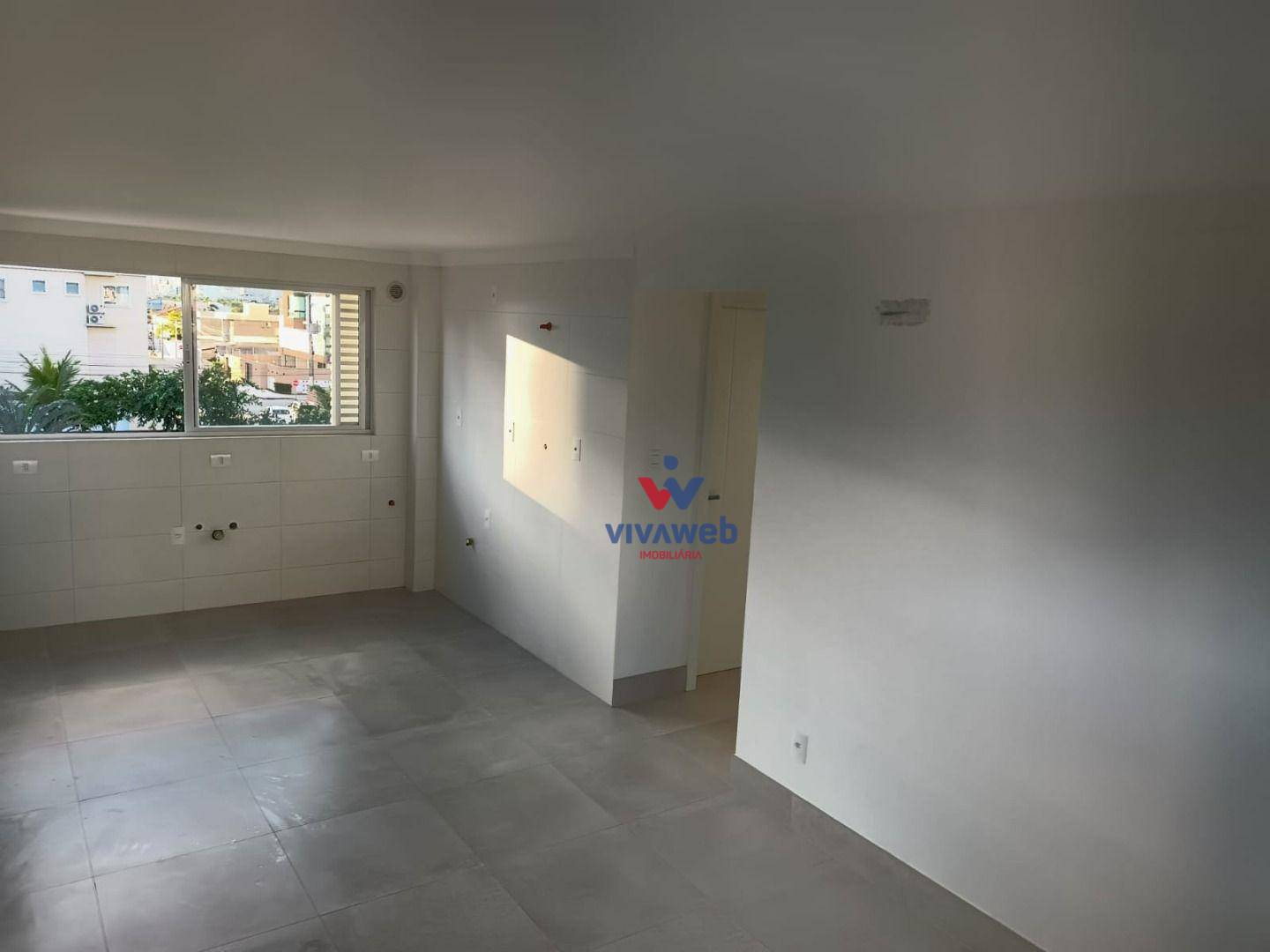 Apartamento à venda com 2 quartos, 62m² - Foto 8