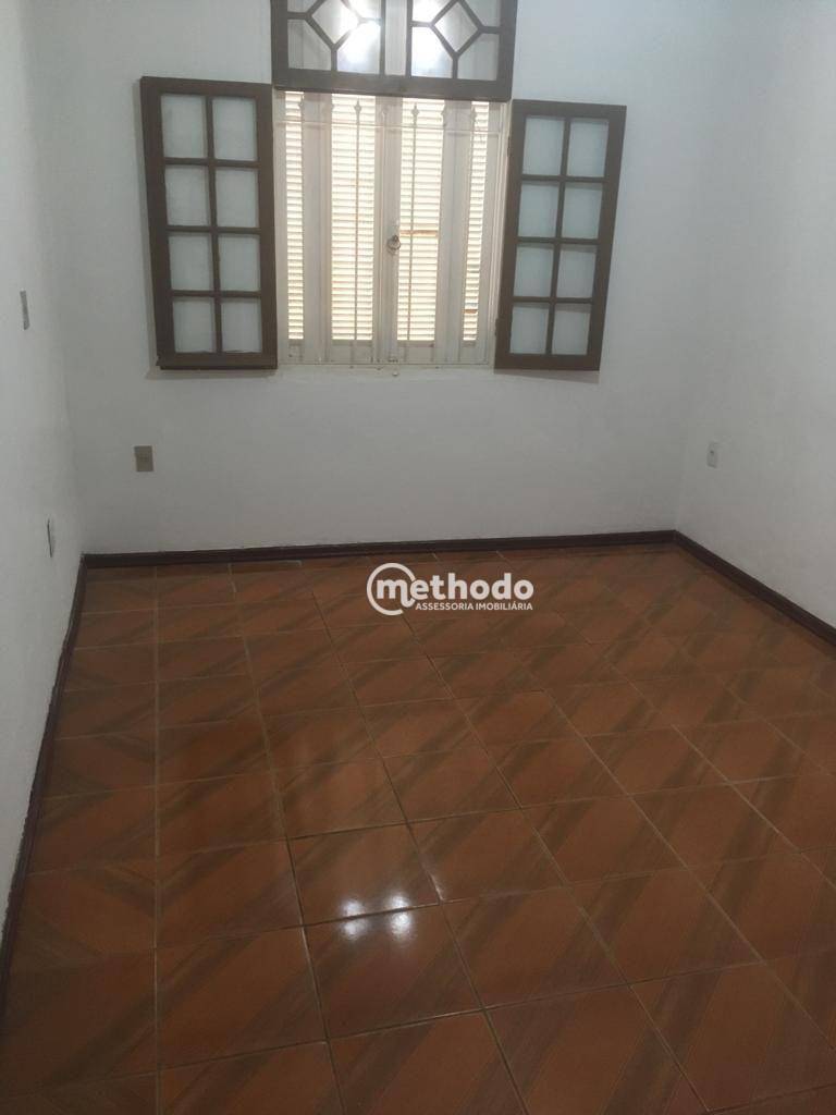 Casa à venda com 5 quartos, 320m² - Foto 9