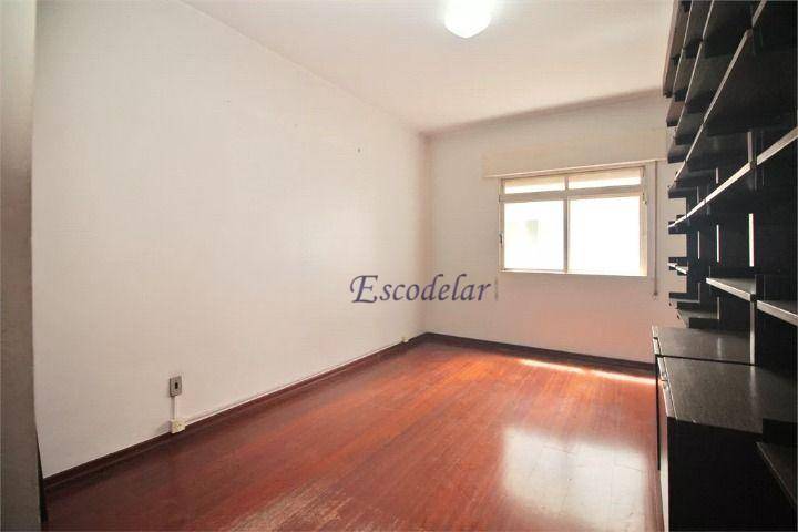 Apartamento à venda com 3 quartos, 180m² - Foto 20