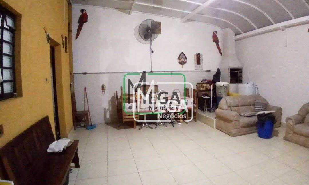 Casa à venda com 2 quartos, 90m² - Foto 6