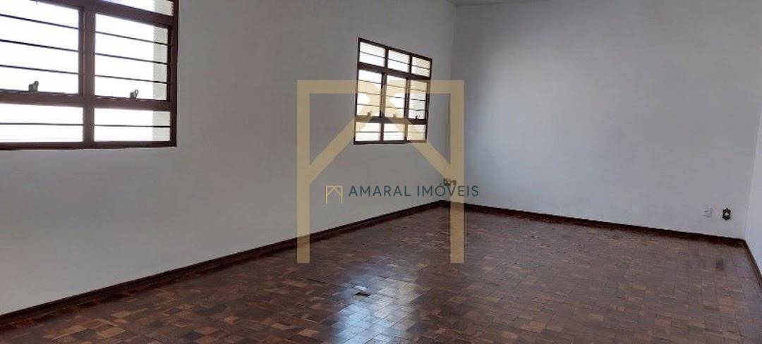 Casa à venda com 2 quartos, 140m² - Foto 12