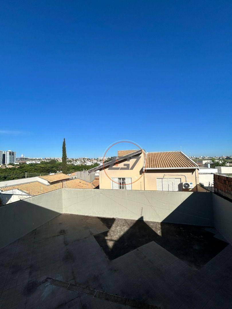 Casa para alugar com 3 quartos, 211m² - Foto 16