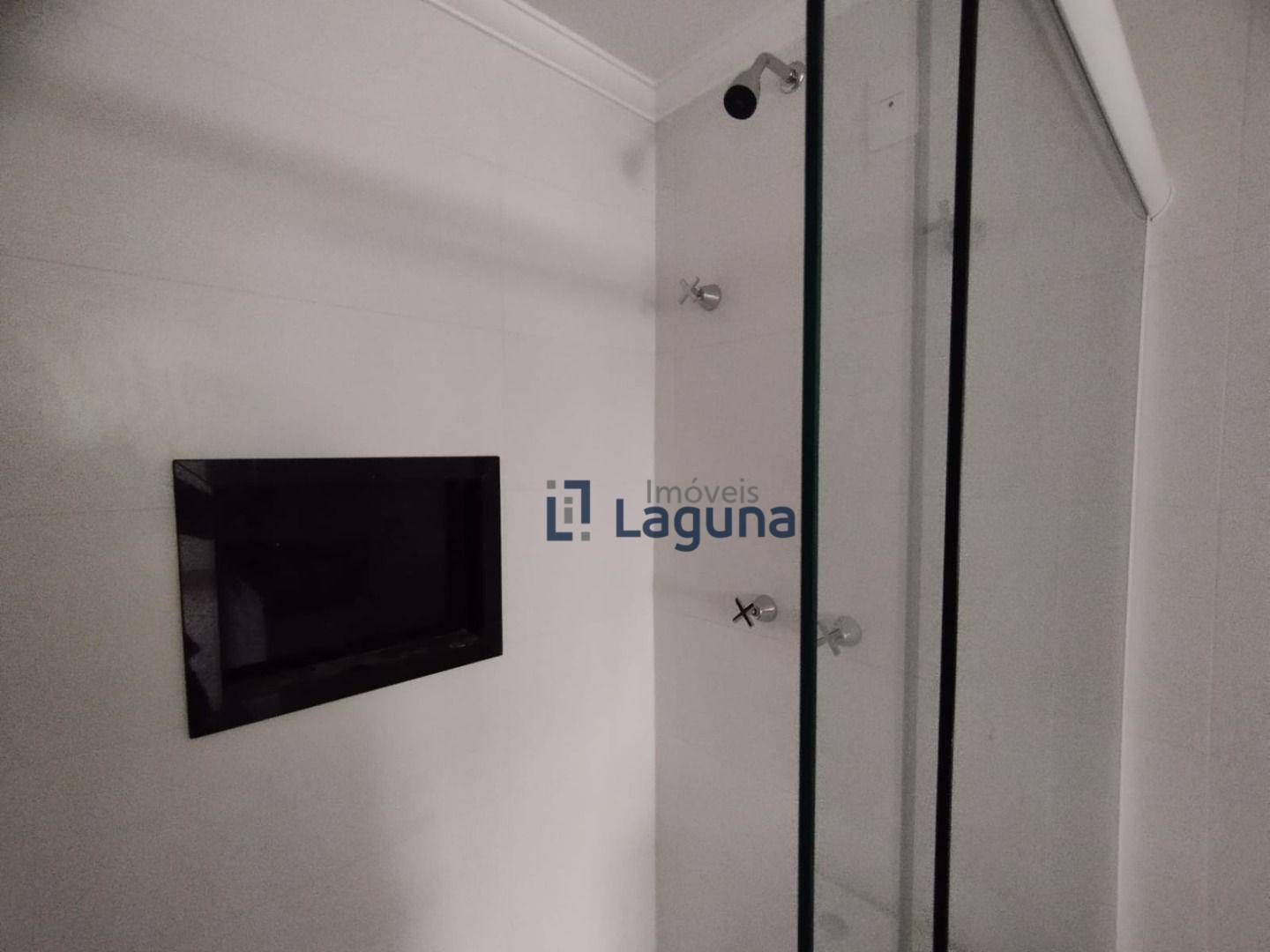 Apartamento para alugar com 1 quarto, 65m² - Foto 22