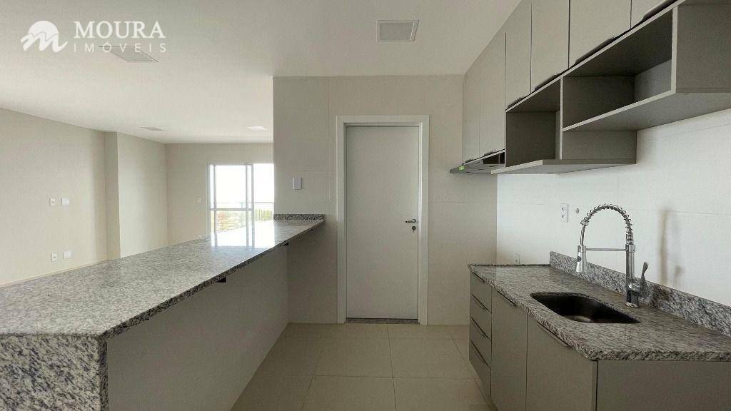 Apartamento para alugar com 3 quartos, 1m² - Foto 4