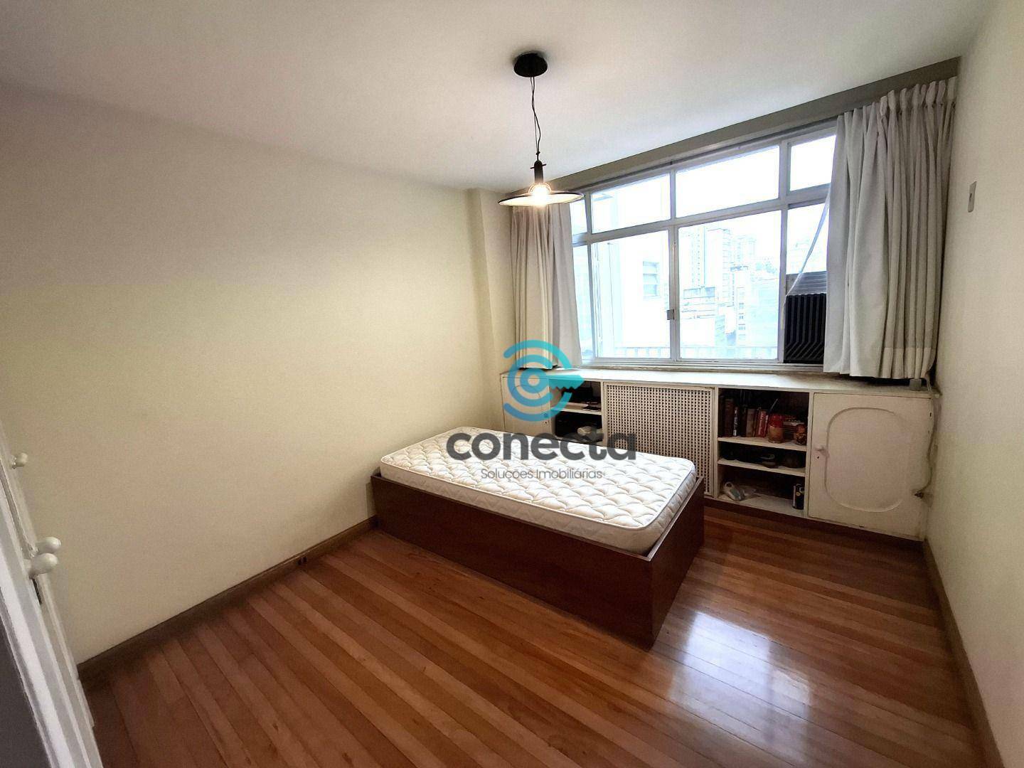 Apartamento à venda com 3 quartos, 307m² - Foto 18