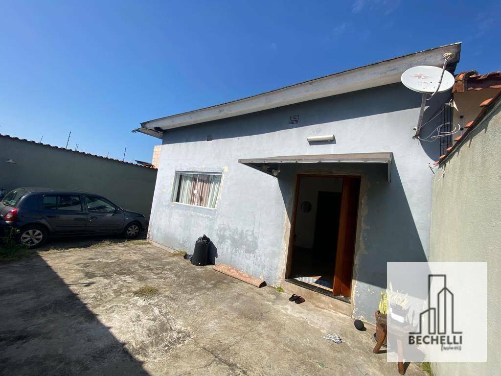 Casa à venda com 3 quartos, 94m² - Foto 2