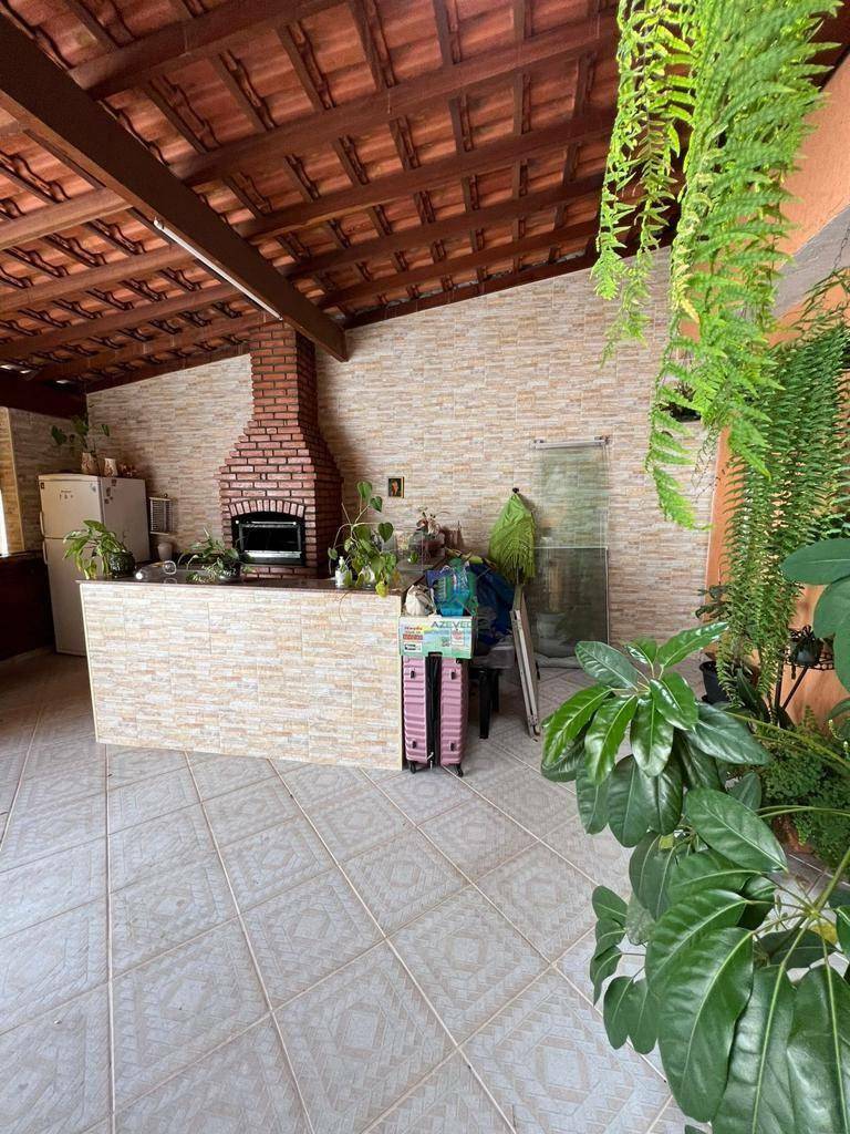 Casa à venda com 3 quartos, 250m² - Foto 16