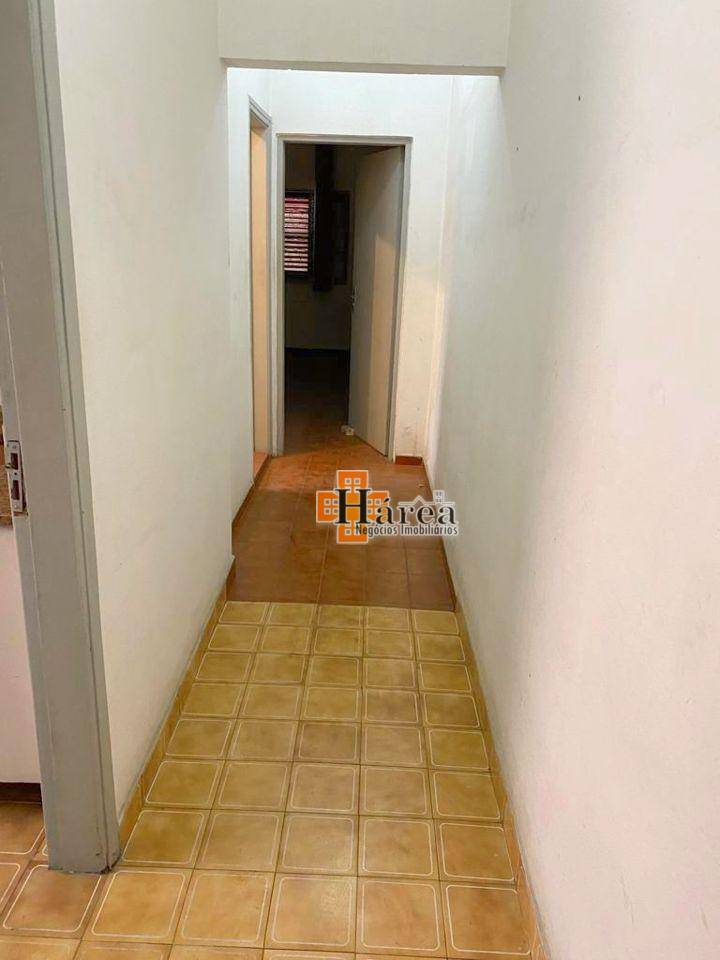 Casa à venda com 3 quartos, 250m² - Foto 3