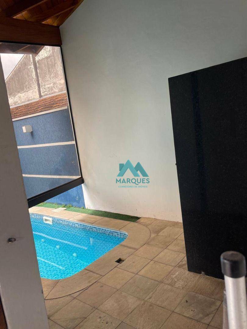 Sobrado à venda com 3 quartos, 390m² - Foto 8