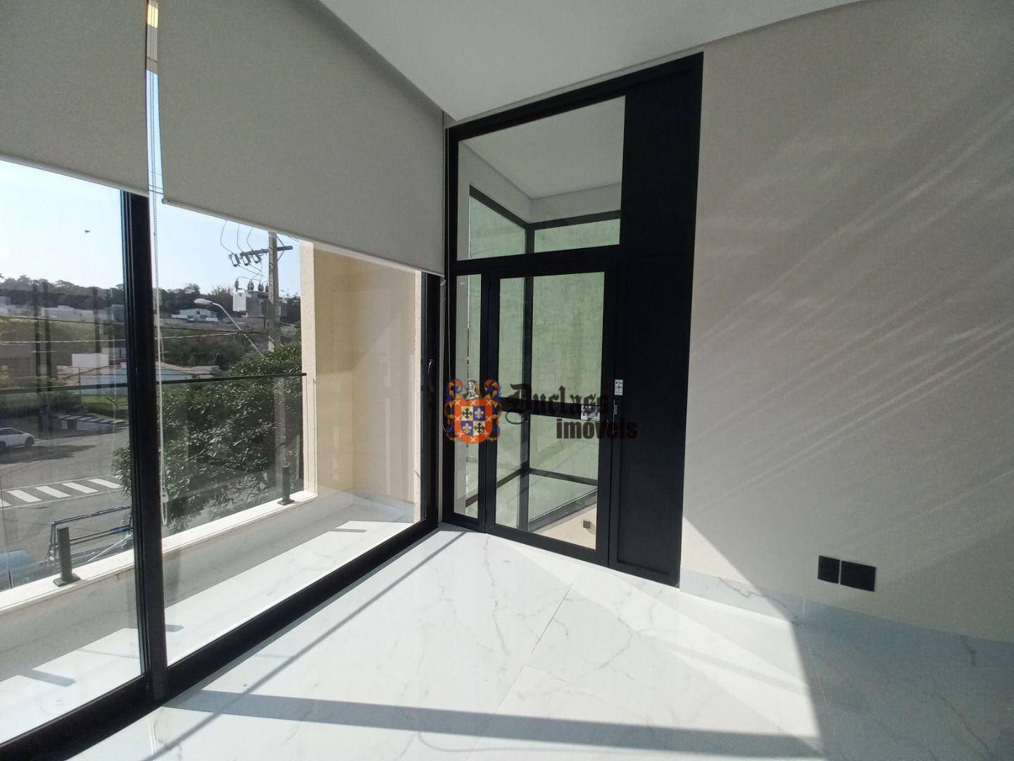 Casa de Condomínio à venda com 3 quartos, 239m² - Foto 17