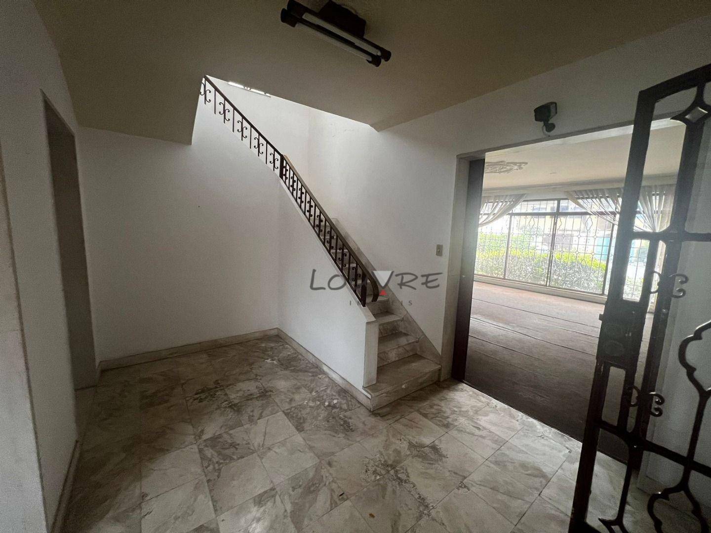 Casa à venda e aluguel, 600m² - Foto 3