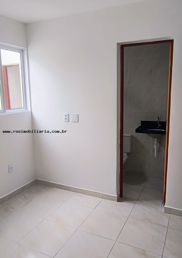 Casa à venda com 2 quartos, 50m² - Foto 5