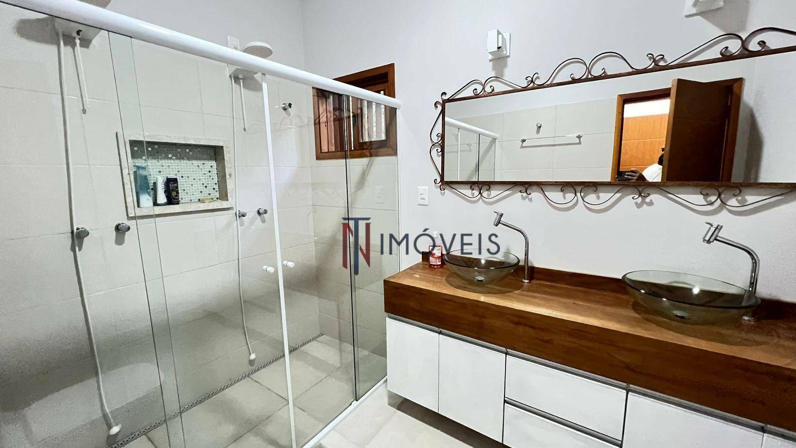 Casa à venda e aluguel com 3 quartos, 213m² - Foto 46