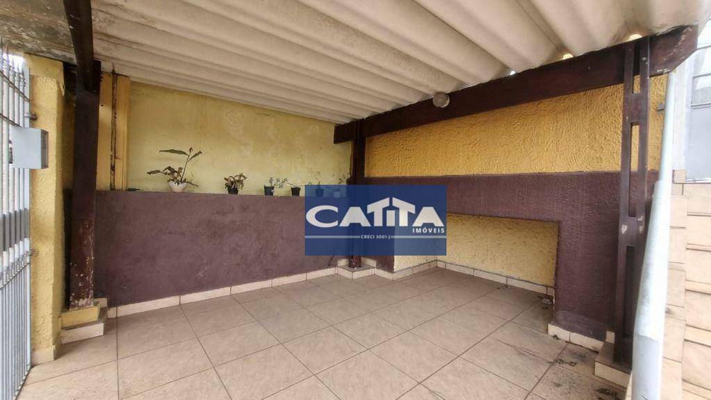 Casa à venda com 2 quartos, 60m² - Foto 2