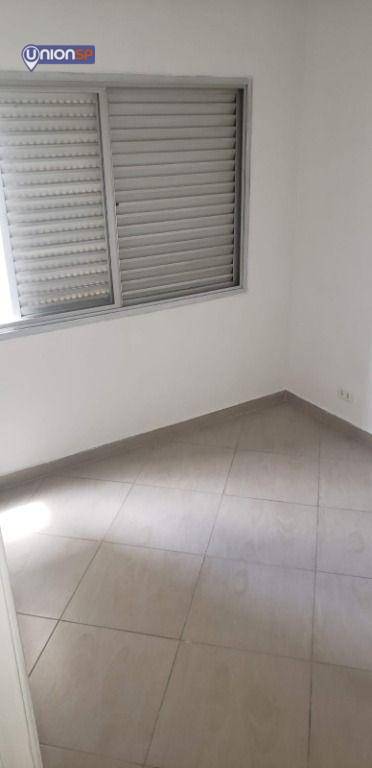 Apartamento à venda com 1 quarto, 33m² - Foto 4