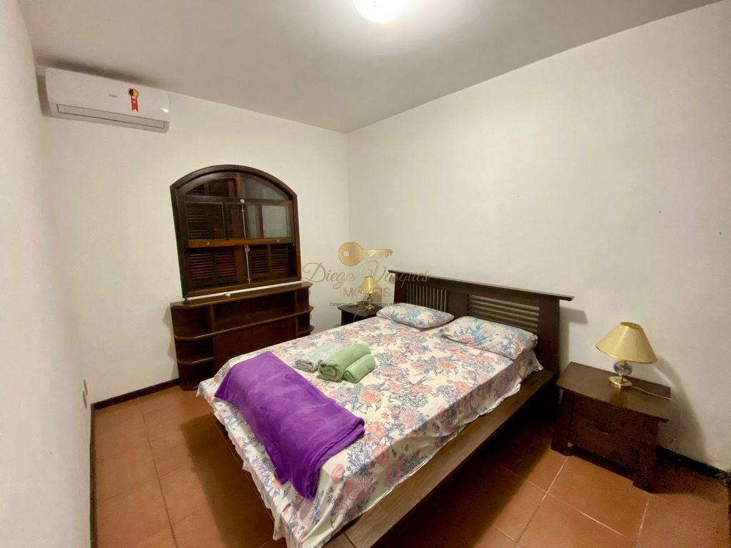 Casa à venda com 8 quartos, 2100m² - Foto 22