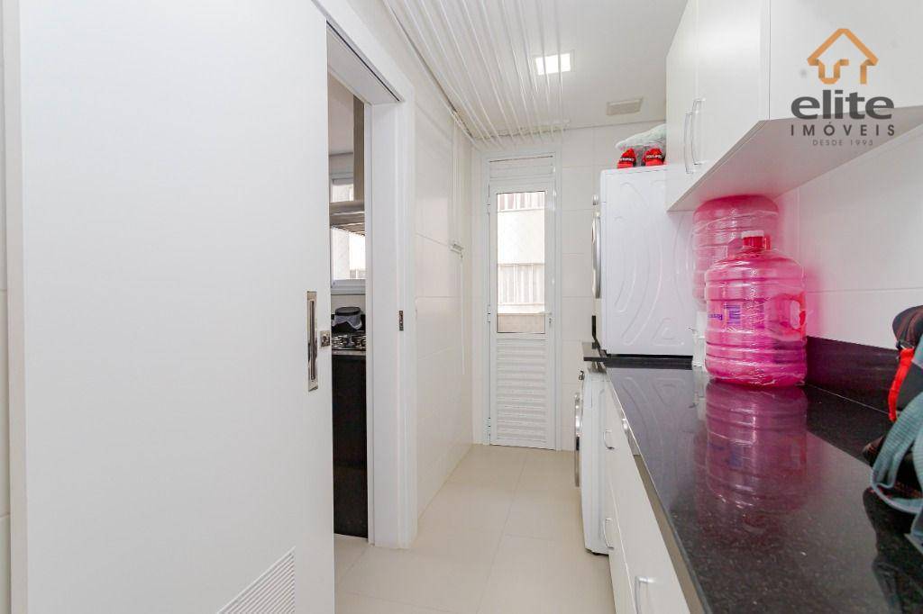 Apartamento à venda com 3 quartos, 129m² - Foto 32