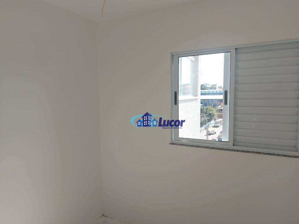 Apartamento à venda com 2 quartos, 38m² - Foto 11