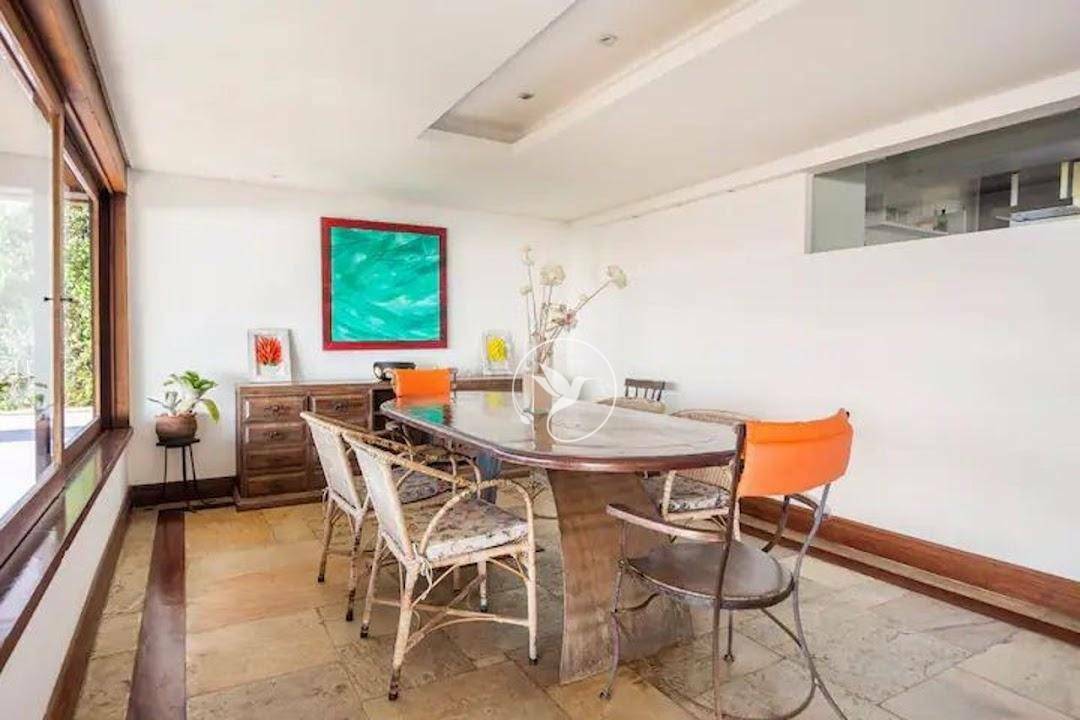 Casa de Condomínio à venda com 4 quartos, 300m² - Foto 9