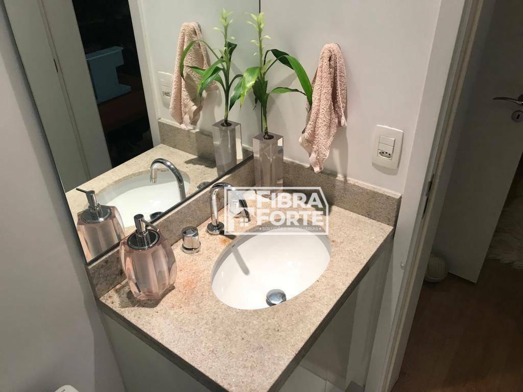 Apartamento à venda com 2 quartos, 67m² - Foto 32