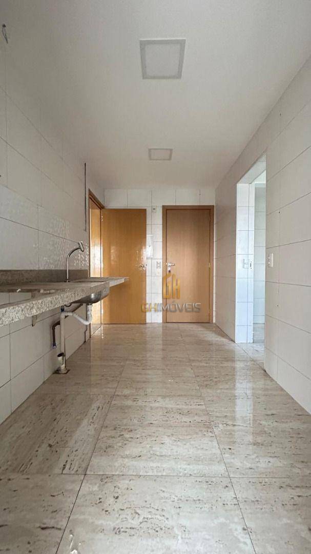 Apartamento à venda com 3 quartos, 118m² - Foto 14