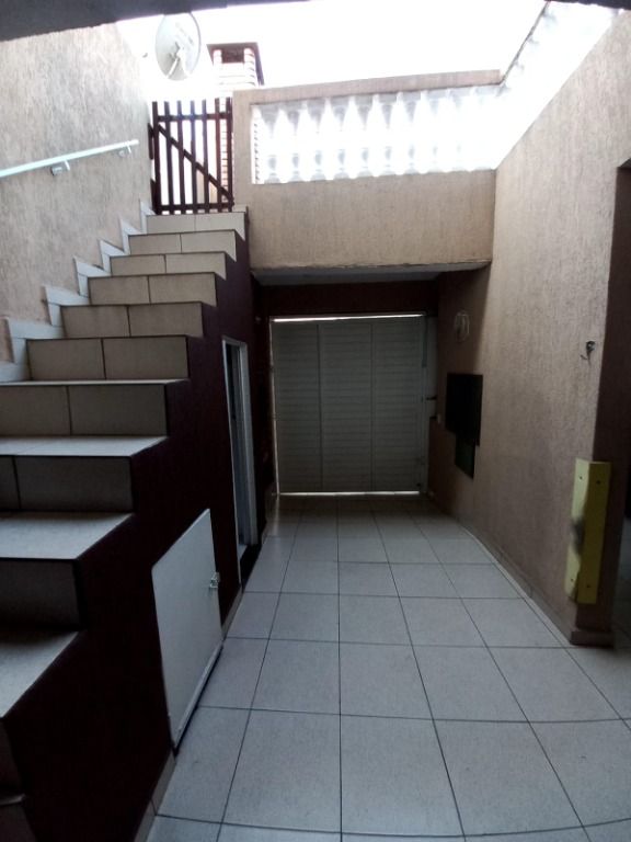 Sobrado à venda com 2 quartos, 75m² - Foto 5