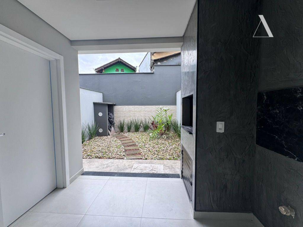 Casa à venda com 3 quartos, 124m² - Foto 7