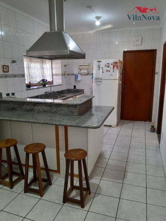 Casa à venda com 2 quartos, 191m² - Foto 16