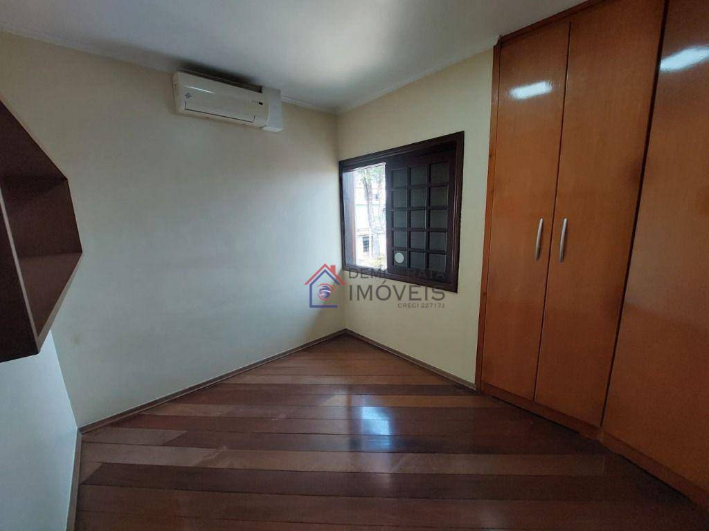 Sobrado à venda com 3 quartos, 202m² - Foto 10