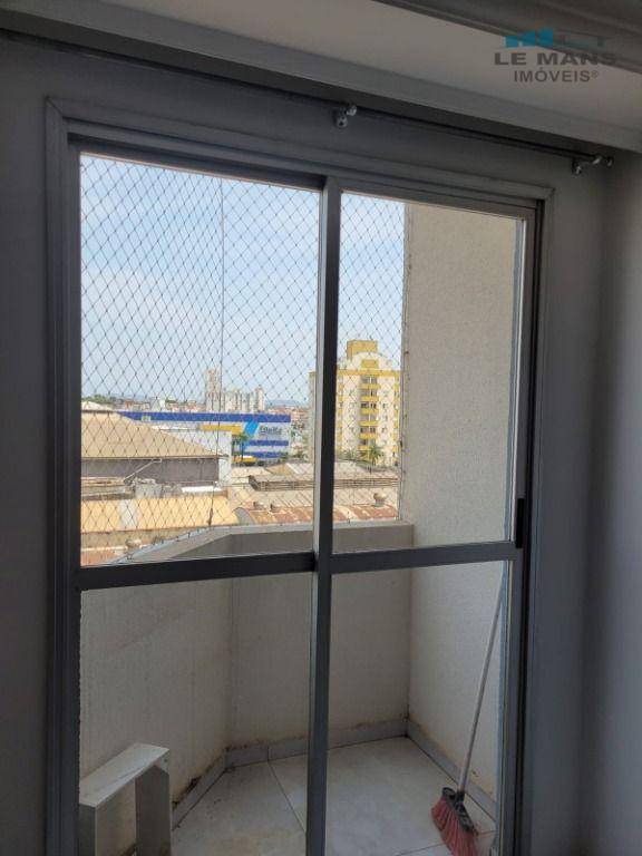 Apartamento à venda com 3 quartos, 82m² - Foto 19