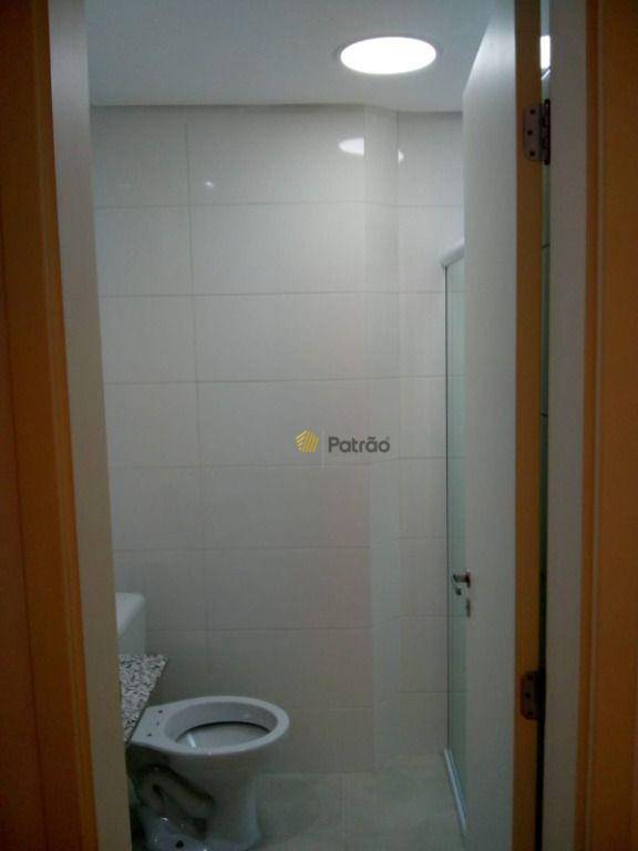 Apartamento à venda com 2 quartos, 64m² - Foto 20