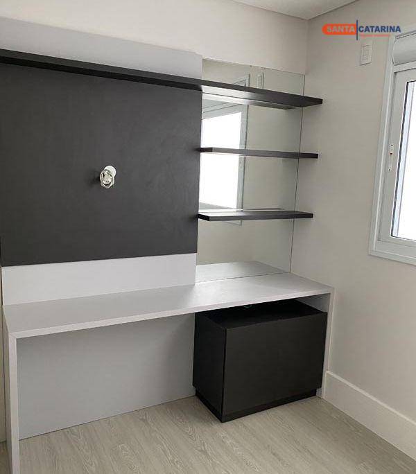 Apartamento à venda com 4 quartos, 237m² - Foto 19