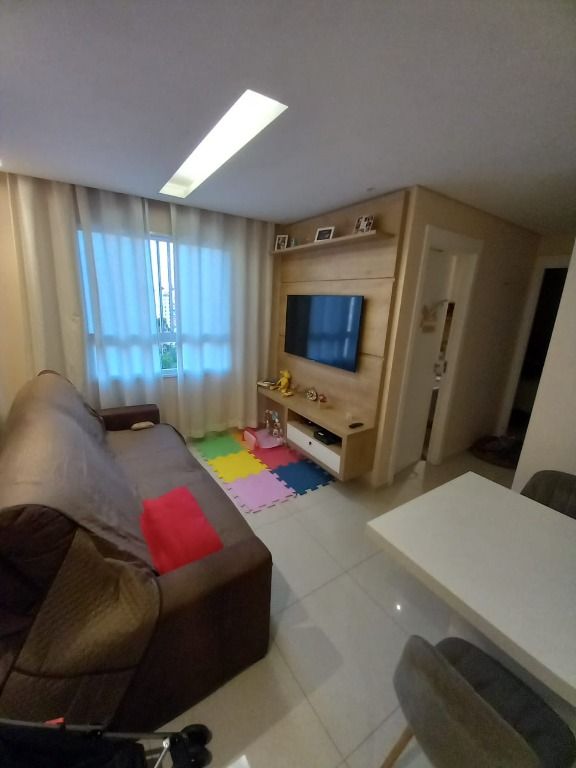 Apartamento à venda com 2 quartos, 46m² - Foto 1