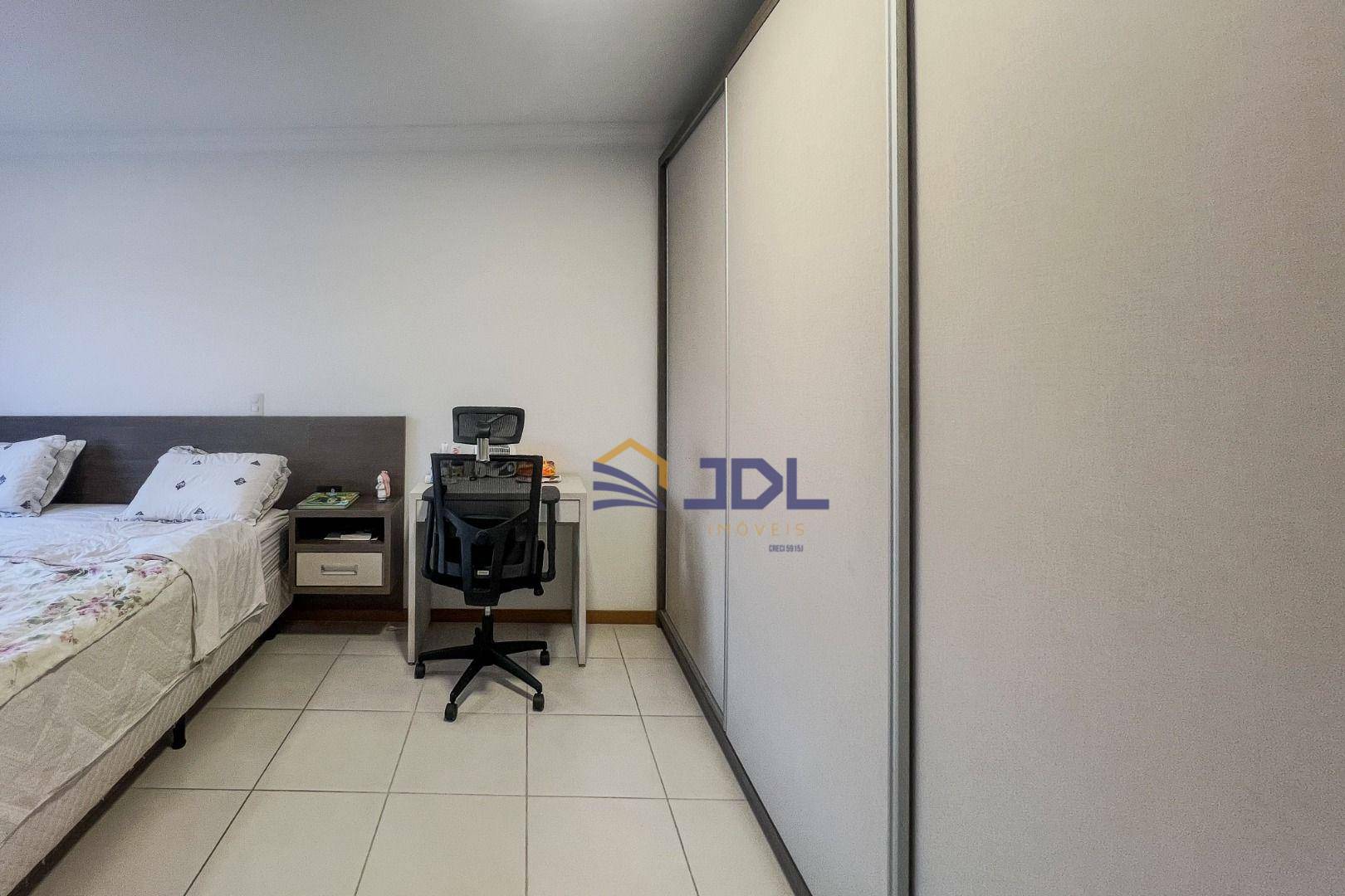 Apartamento à venda com 3 quartos, 100m² - Foto 25